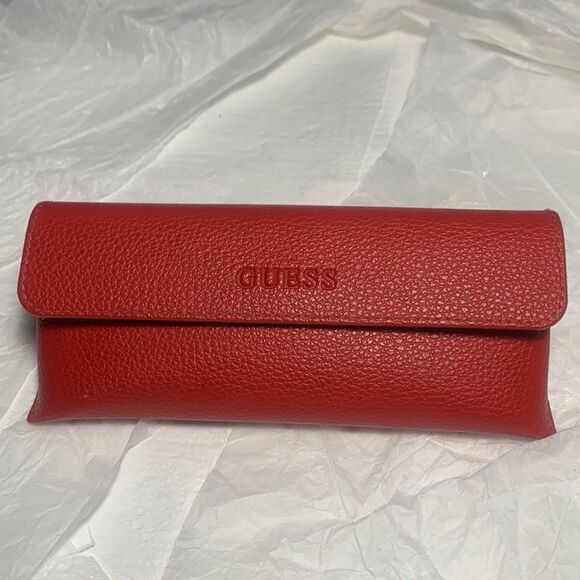 Guess Sunglasses case - Picture 1 of 6